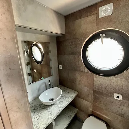 Hausboot - Na Wodzie - Houseboat Porta Mare - Odradream *